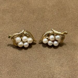 Gold Leaf Pearls Cluster Earrings - Women Jewelry